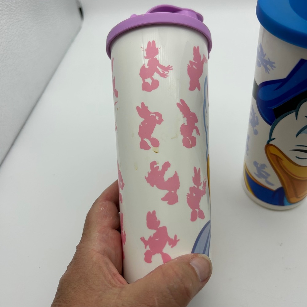 Tupperware Disney Donald & Daisy Duck 16oz Tumbler Set Flip Top Lids 2pc - Picture 3 of 6